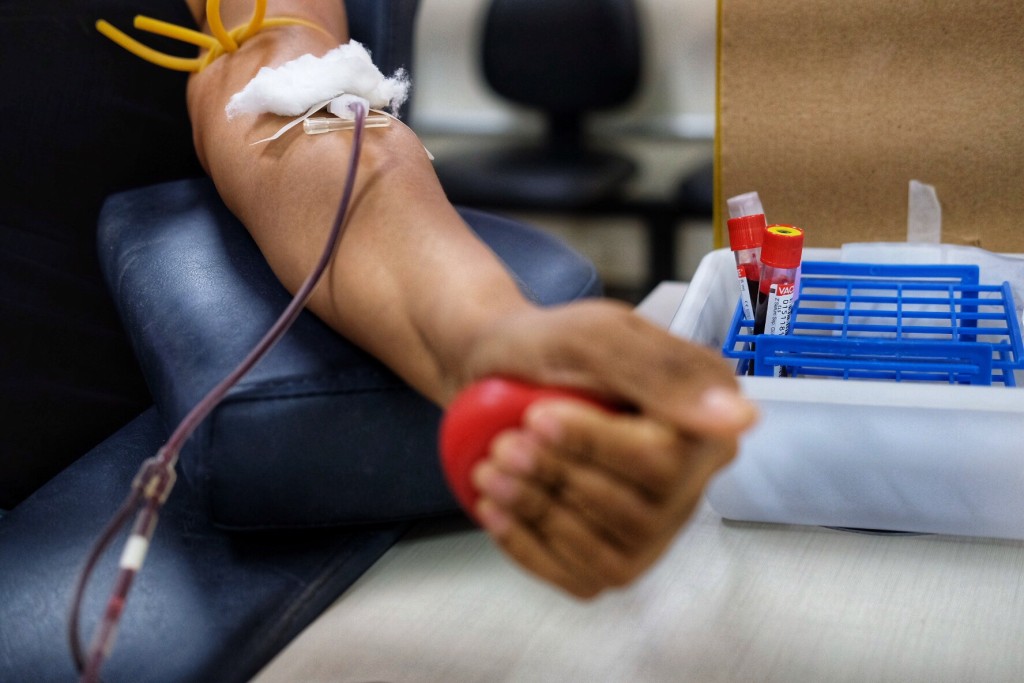 Voluntários podem doar sangue neste sábado (15) e se inscrever gratuitamente na Corrida pela Vida