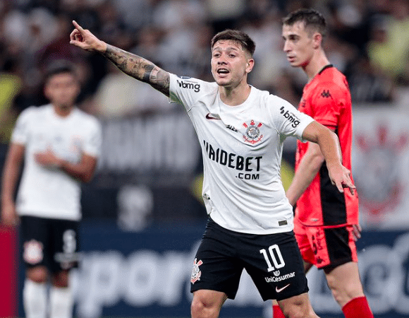 Corinthians cede empate ao Atlético-GO nos acréscimos, mas dorme fora do Z4 do Brasileiro