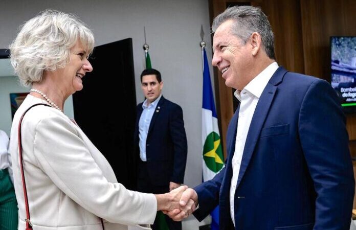 Mauro Mendes apresenta potencialidade de Mato Grosso a embaixadora da Irlanda
