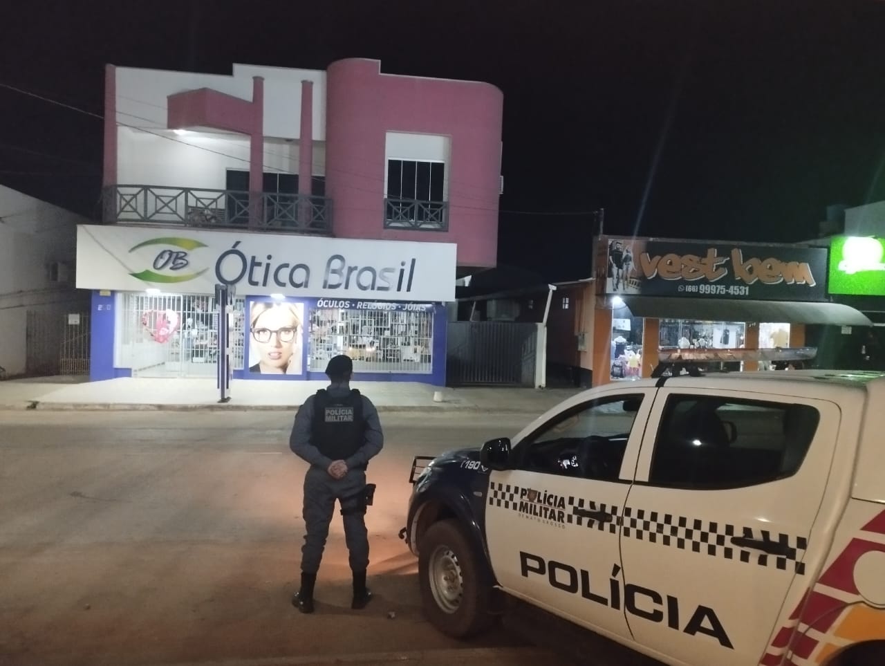 Policia Militar de Guarantã do Norte realiza “RONDA COMERCIAL NOTURNA” na área central da cidade.