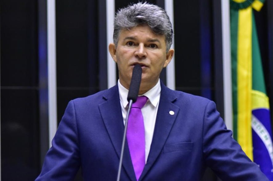 “Bandidos estão bem representados no Congresso”, diz Medeiros