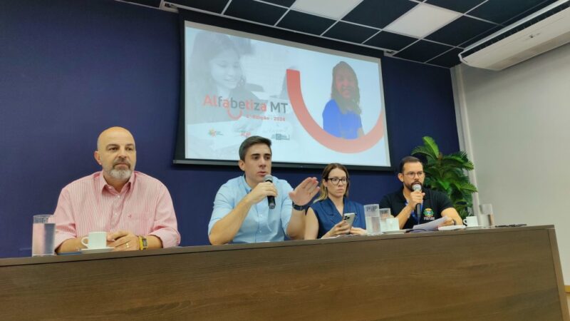 Seduc divulga lista das 100 escolas que serão premiadas por avanço nos índices de alfabetização