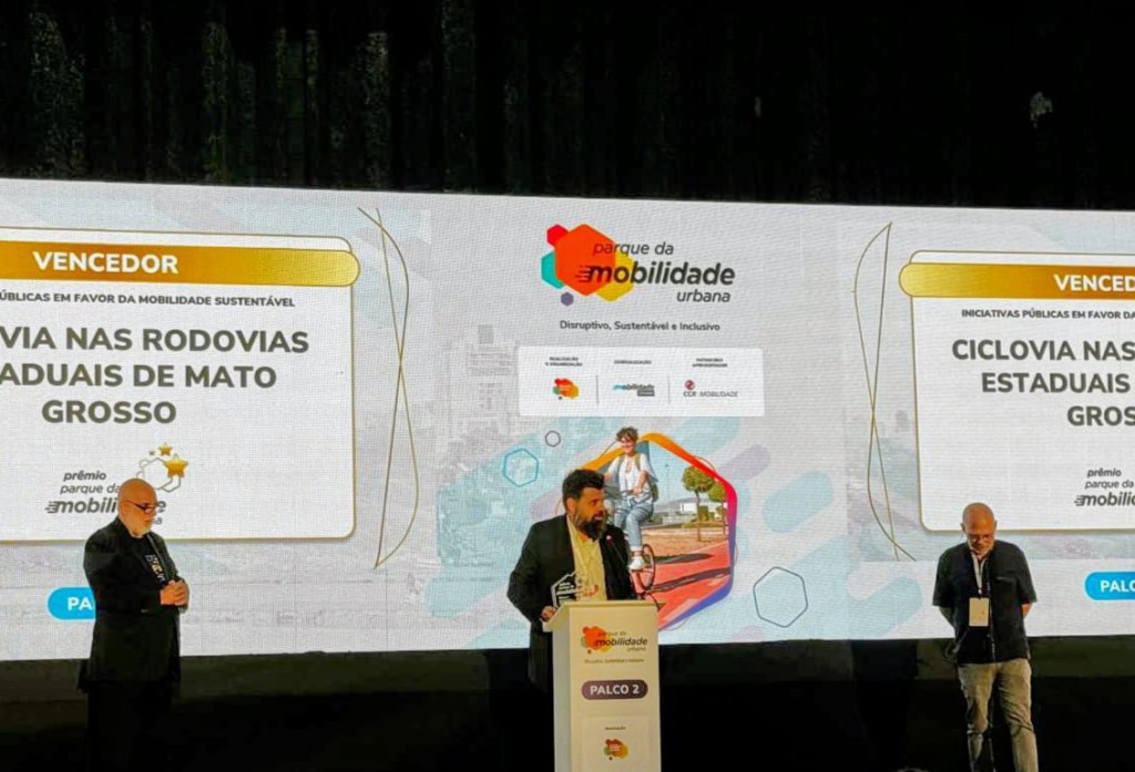 Sinfra recebe prêmio por implantação de ciclovias em rodovias estaduais