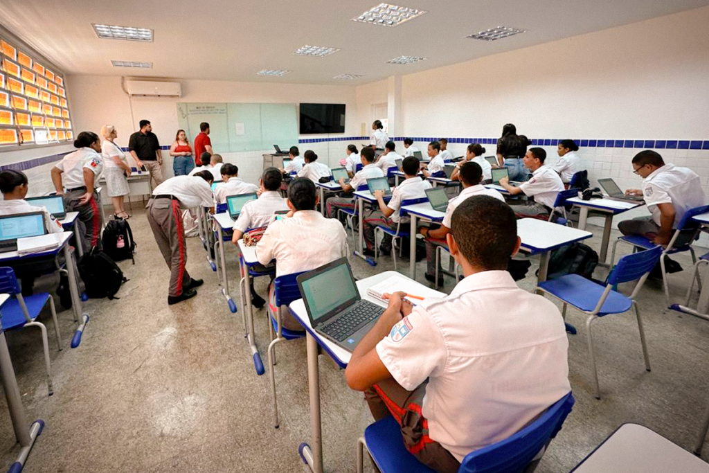 Seciteci abre processo seletivo com mais de 1,2 mil vagas para cursos técnicos gratuitos