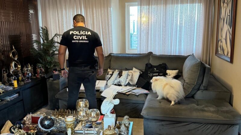 Operação da Polícia Civil mira produtor artístico que subtraiu R$ 300 mil de vítima com promessa de contrato internacional