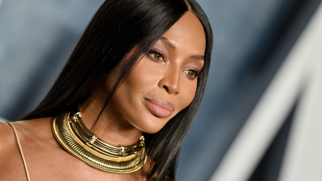 Naomi Campbell confessa que filhos foram gerados por barriga de aluguel
