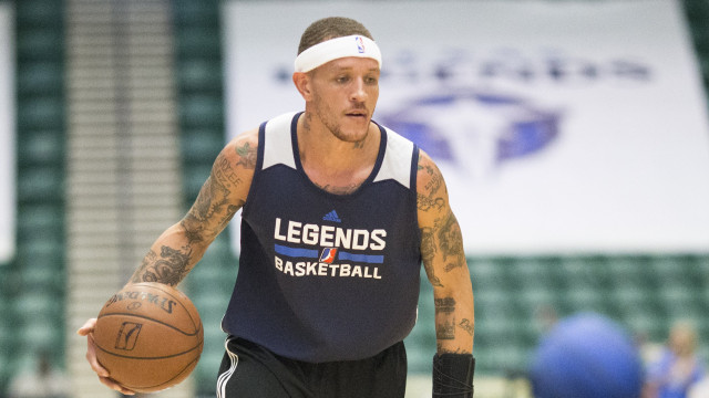 Ex-jogador da NBA é preso nos EUA e aparece irreconhecível em foto na cadeia
