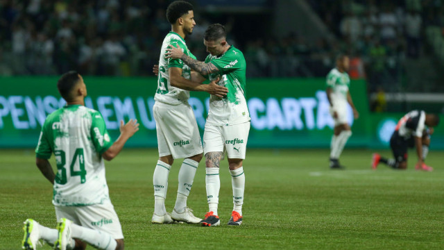 Palmeiras tenta esquecer ‘caso Dudu’ para duelo com Atlético-MG e reencontro com Scarpa