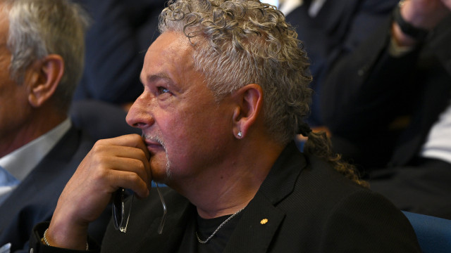 Roberto Baggio é vítima de assalto violento durante jogo da Eurocopa