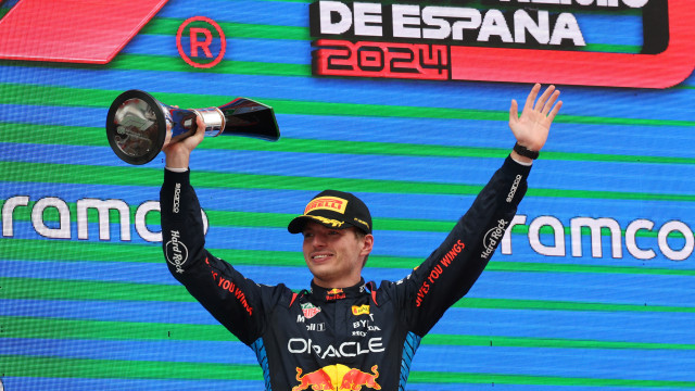 Verstappen segura embalado Norris e vence o GP da Espanha de Fórmula 1