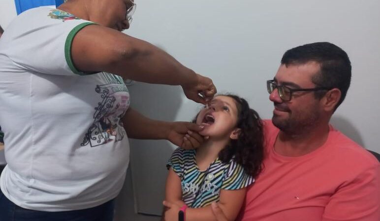 SECRETARIA MUNICIPAL DE SAÚDE DE MATUPÁ REALIZA DIA D DE VACINAÇÃO CONTRA A GRIPE E VACINAÇÃO CONTRA A POLIOMIELITE NA GLEBA UNIÃO PADOVANI