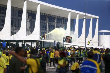 Mato-grossense envolvido em atos antidemocráticos pede revogação da prisão