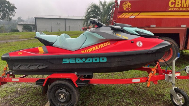 Sesp entrega motos aquáticas ao Corpo de Bombeiros para reforçar ações de prevenção em rios