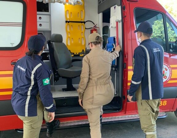 Bombeiros Militares orientam família por telefone e salvam bebê engasgado com uma pedra em Sorriso