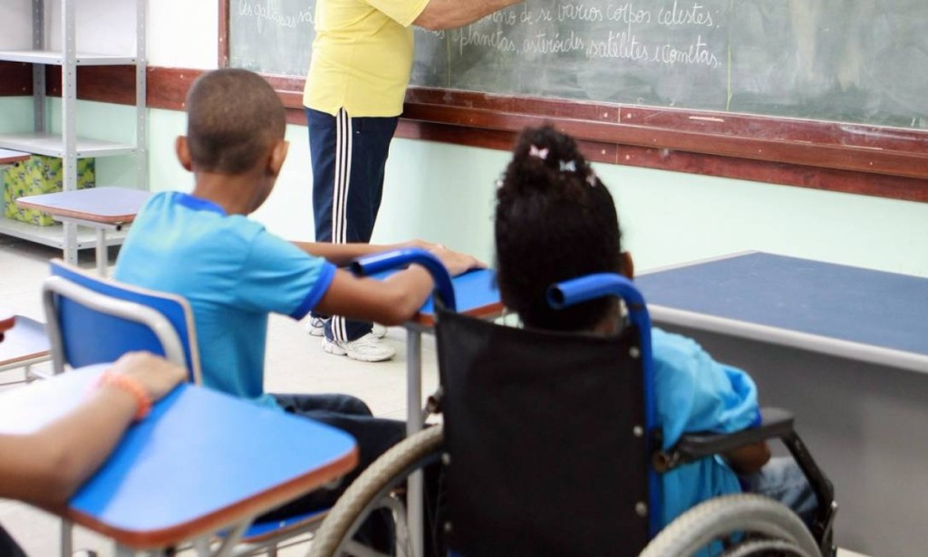 MT oferece primeiro curso técnico de Cuidador de Alunos com Deficiência do país