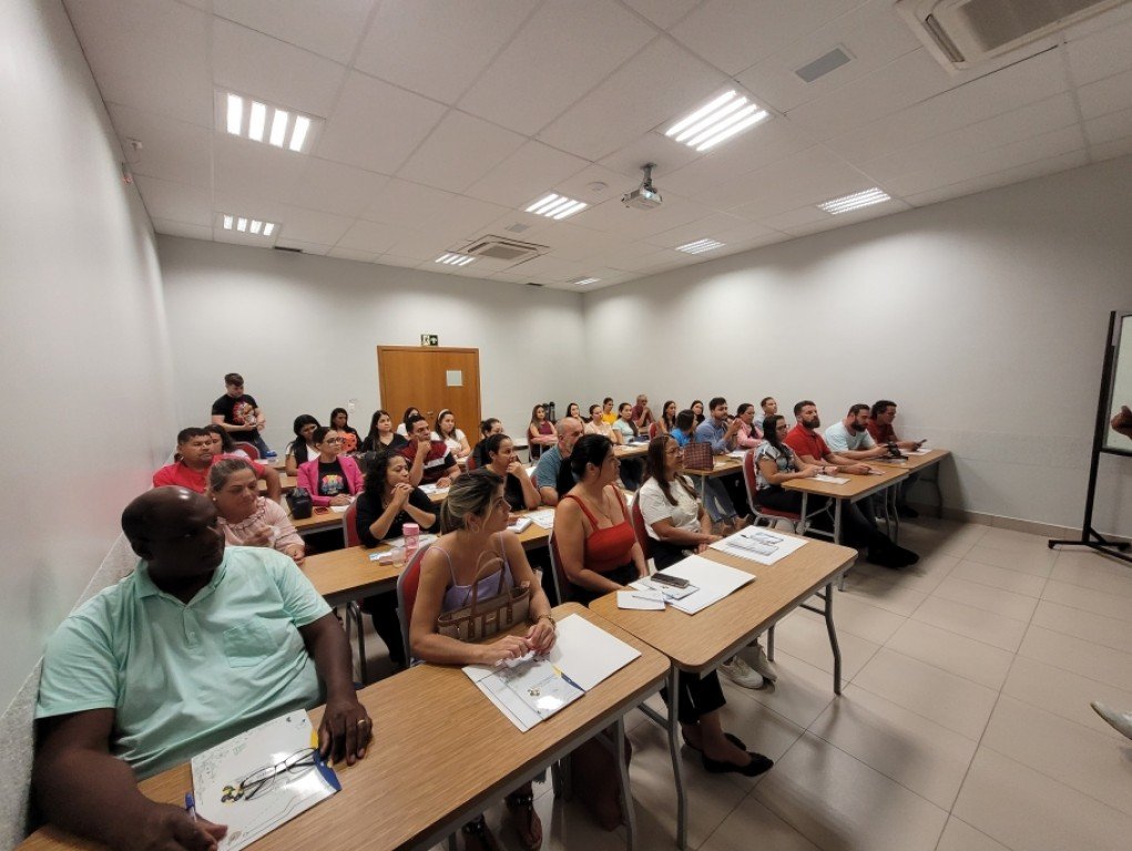 Projeto abre turmas extras para atender 620 pessoas em nove municípios