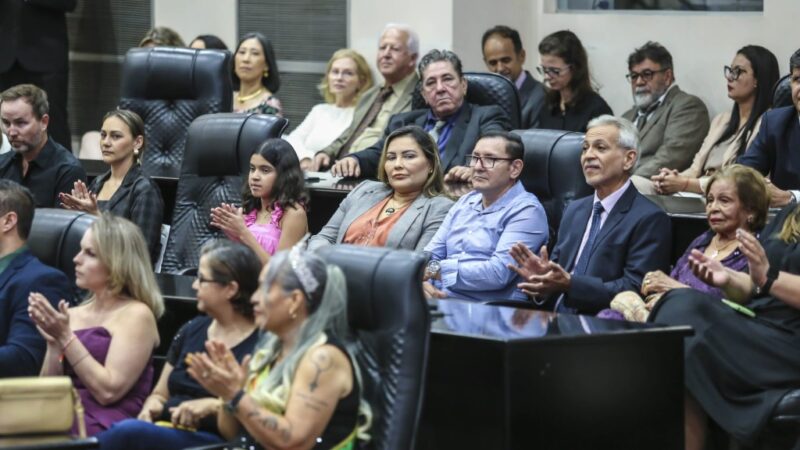Botelho destaca importância de homenagem da ALMT em reconhecimento a personalidades de Mato Grosso