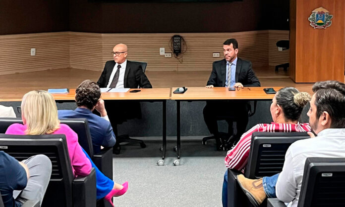 Juiz e promotor esclarecem regras para pré-candidatos e que eleição ‘seja à altura da grandiosidade de Sinop’