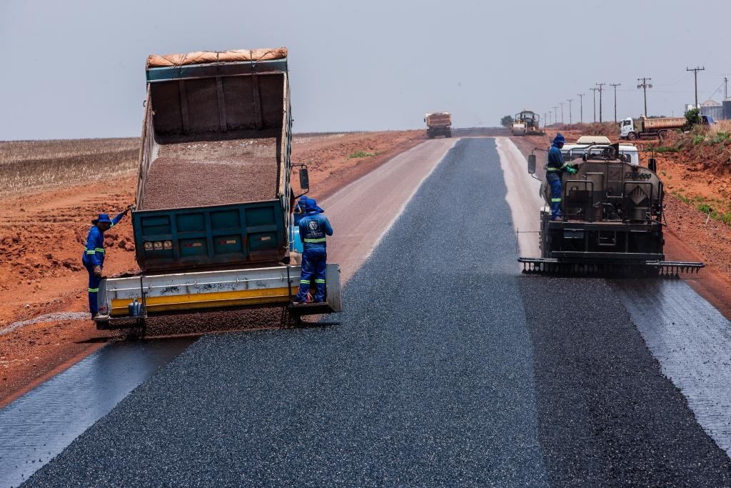 Governo estadual asfalta duas rodovias de acesso a Cuiabá; R$ 37 milhões