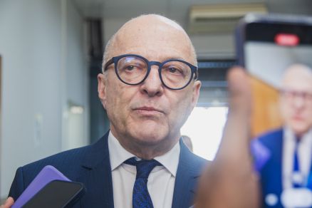 Pivetta critica Câmara e cita preocupação: “Brasil gasta mal”