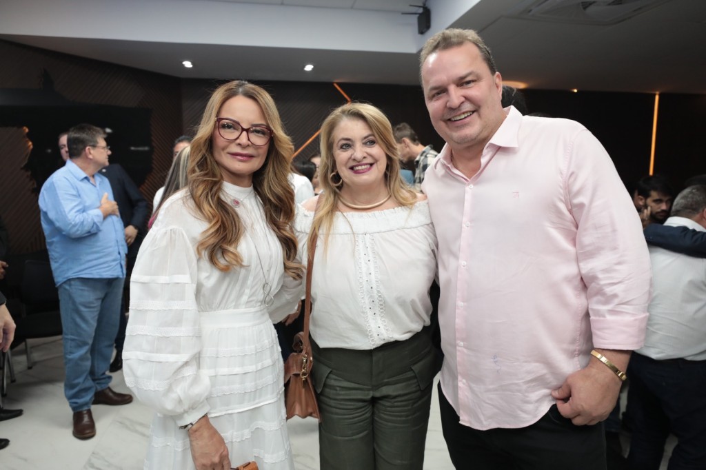 Primeira-dama de MT visita Alto Taquari para entrega de unidades do SER Família Habitação