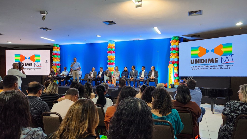 Seduc participa de seminário sobre a importância do ensino na primeira infância