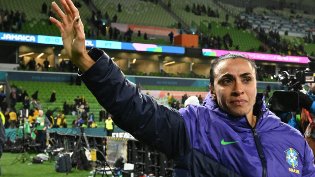 Marta tem última e difícil chance de buscar o ouro olímpico em seleção sem estrelas
