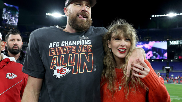 De volta ao campo, Travis Kelce surpreende com novo visual