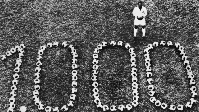 Dia do Rei Pelé e mais: A incrível história do maior jogador de futebol da história!