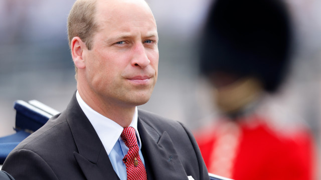 Vídeo de príncipe William em patinete elétrico torna-se viral