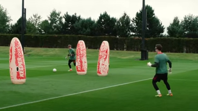 Novo treinador do Liverpool inova ao treinar os goleiros, veja o vídeo