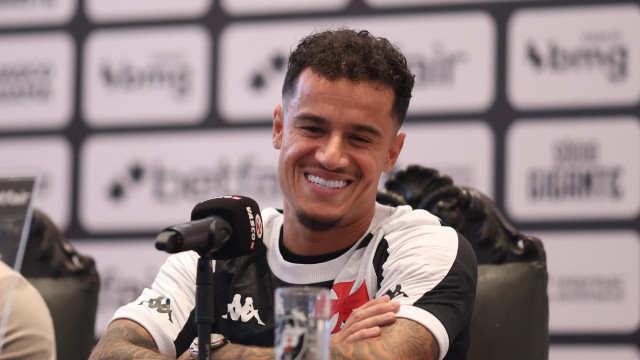 Ainda sem Coutinho, Vasco busca diante do Atlético-GO a quarta vitória seguida no Brasileirão