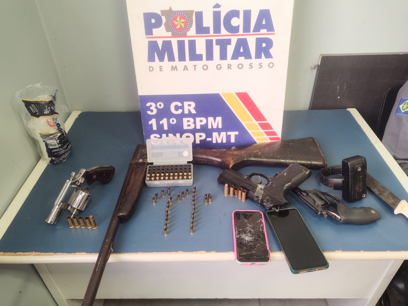 Polícia Militar apreende adolescentes e armas após tentativa de roubo à residência em Sinop