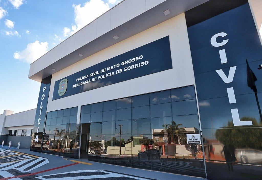 Polícia Civil prende em flagrante homem que agrediu ex-companheira na frente de familiares