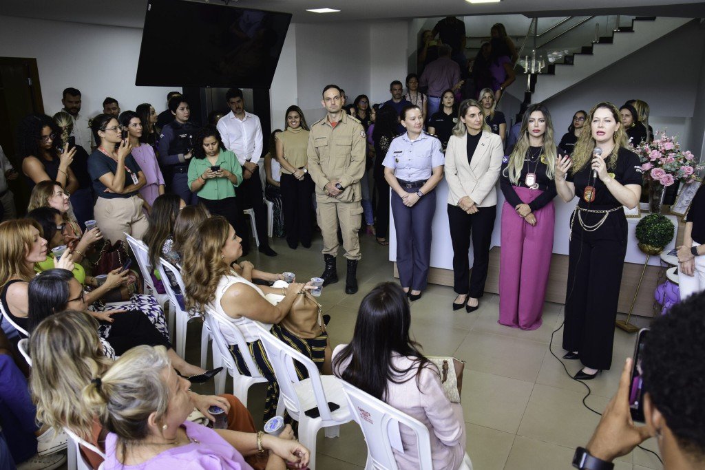 “Sou grata pelo apoio da nossa primeira-dama à causa das mulheres no Estado”, afirma secretária
