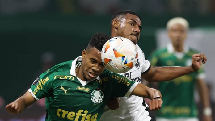 Palmeiras tem gol anulado nos acréscimos, empata com o Botafogo e cai nas oitavas da Libertadores