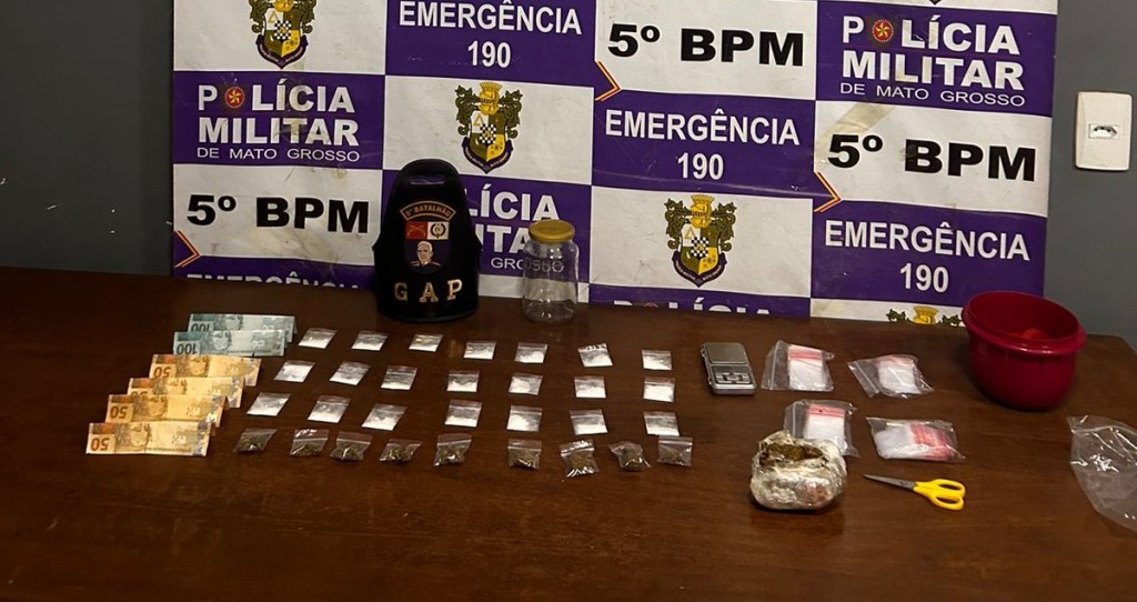 Suspeito com diversas passagens criminais é preso em flagrante com 34 porções de drogas