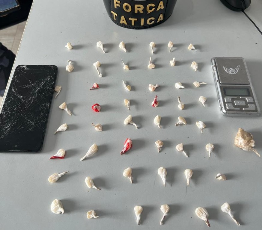 Força Tática prende homem com 49 porções de pasta base em Alto Araguaia