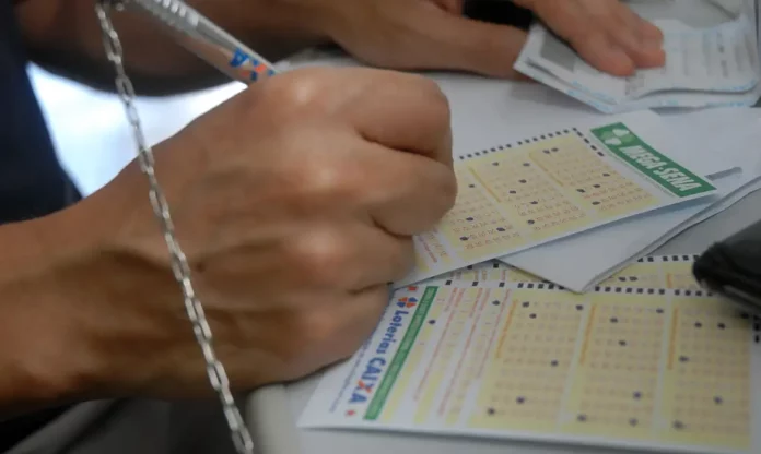 Mega-Sena sorteia nesta terça-feira prêmio acumulado em R$ 12 milhões