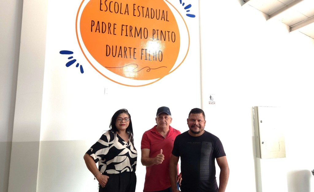 “Sinto orgulho da minha filha estar matriculada aqui”, afirma pai de aluna após ver melhorias em escola estadual