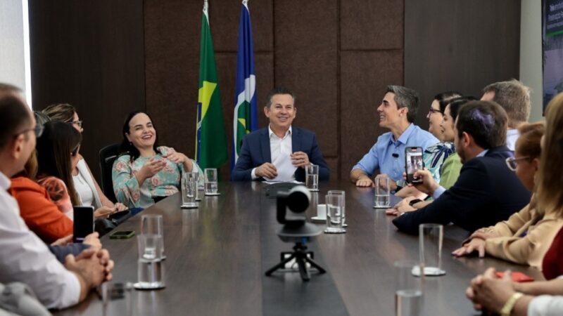 Governador anuncia premiação para as 5 Diretorias Regionais com as melhores notas da Educação em MT