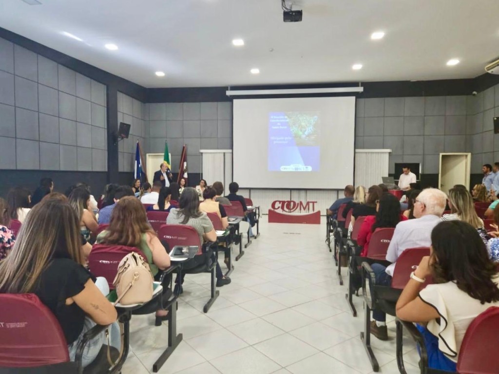 Encontro de coordenadores em Saúde Bucal une gestões estadual, municipal e federal em MT