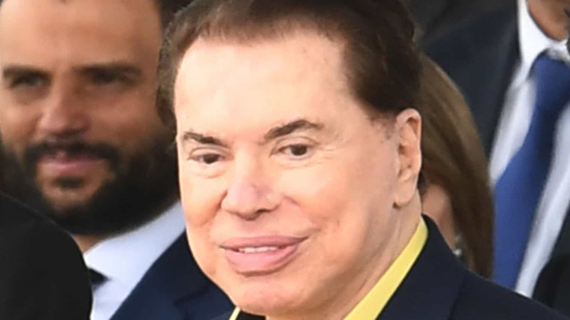 Silvio Santos volta a ser internado em São Paulo