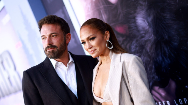 Após crises e afastamento, Jennifer Lopez pede divórcio de Ben Affleck, diz site