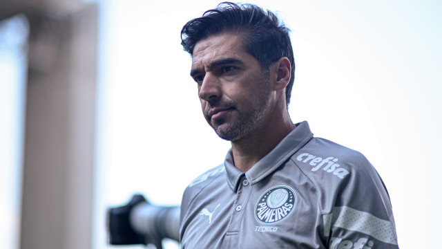 Discurso do técnico Abel Ferreira repercute em jornal espanhol: ‘A resposta mais machista’