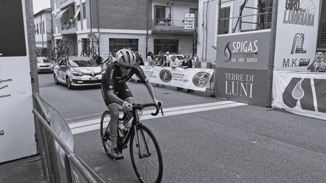 Ciclista italiano sofre parada cardíaca e morre aos 21 anos