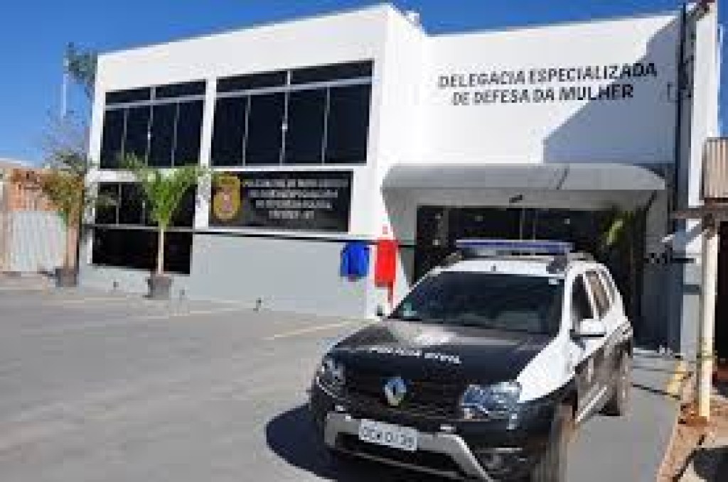 Polícia Civil prende homem que abusava de enteada com deficiência intelectual em Cáceres