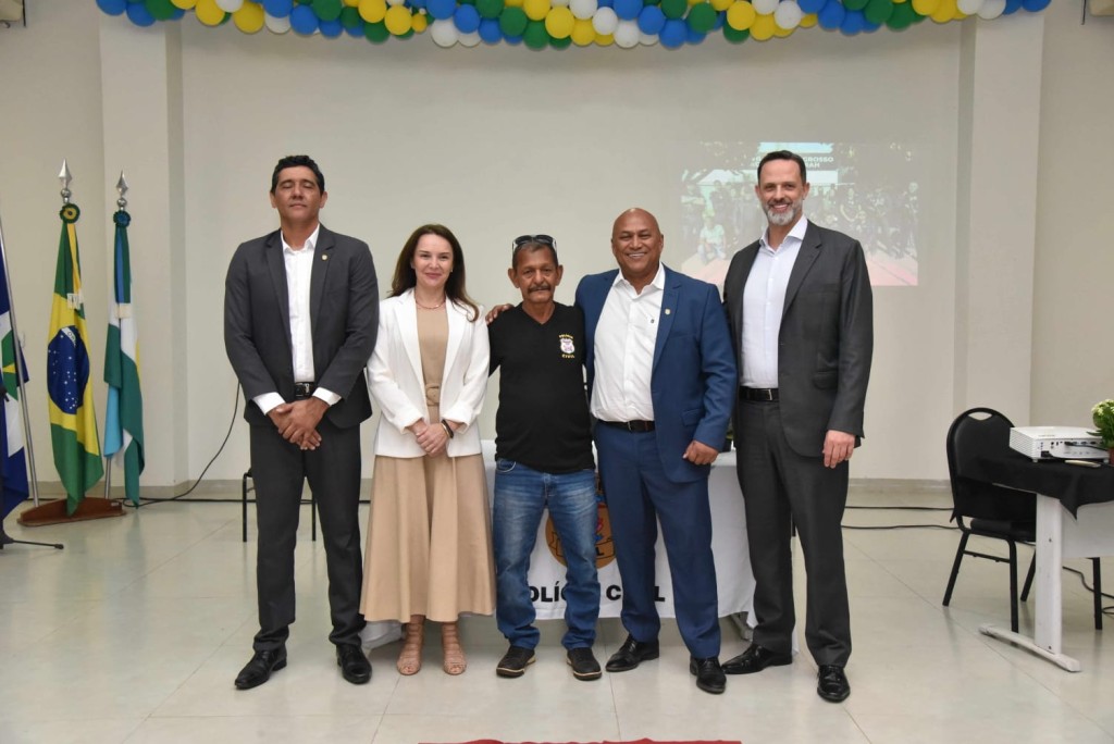 Sete policiais são homenageados com medalha de Mérito Policial na Regional de Nova Mutum