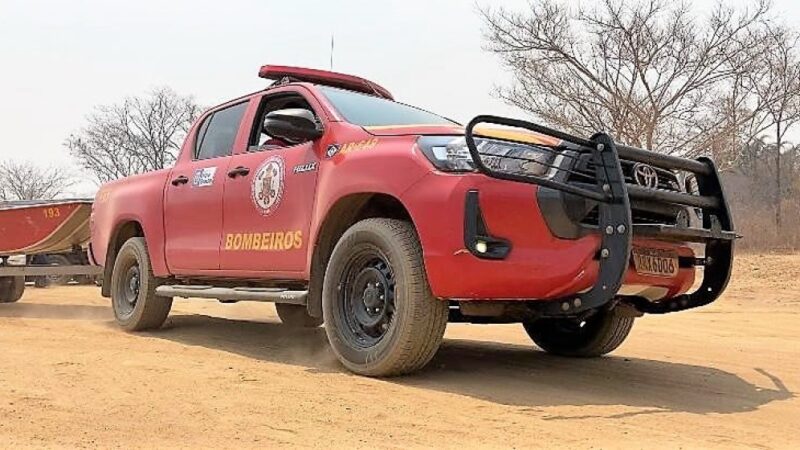 Bombeiros resgatam corpo de homem que se afogou em cachoeira no Rio Juba
