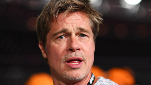 Brad Pitt alerta fãs após golpistas pedirem dinheiro se passando por ele